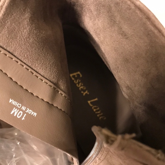 NEW Gray Suede Bootie (Essex) - Picture 5 of 8